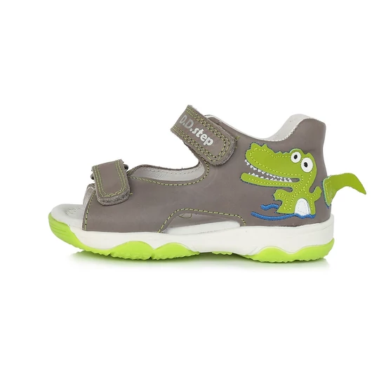 DD Step fiú szandál