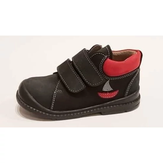 salus-supinált-fiu-cipo