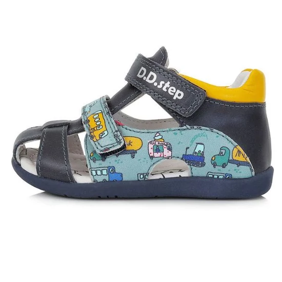 DDStep zártorrú fiú gyerekszandál vonatos 19-es méret G075-41154