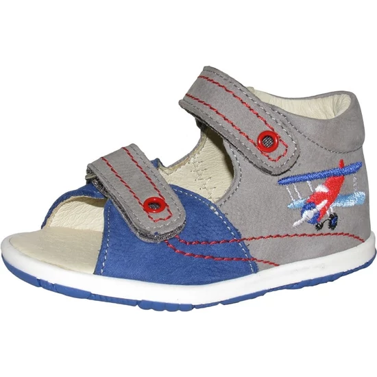 Szamos fiú repülős gyerek szandál