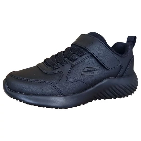 Teljesen fekete színű Skechers fiú műbőr sportcipő barázdált fekete talppal, rugalmas gumifűzővel és tépőzárral